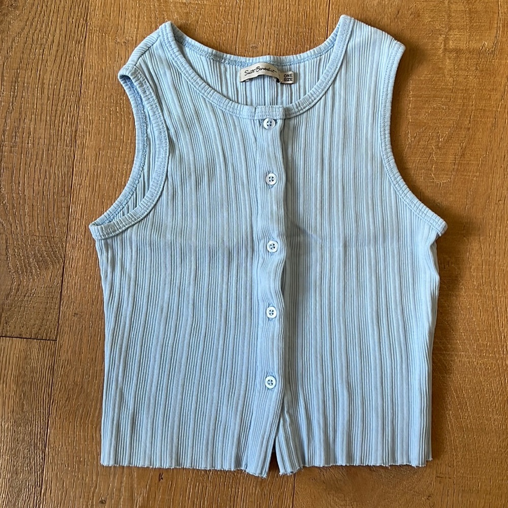 Women’s crop tank - baby blue